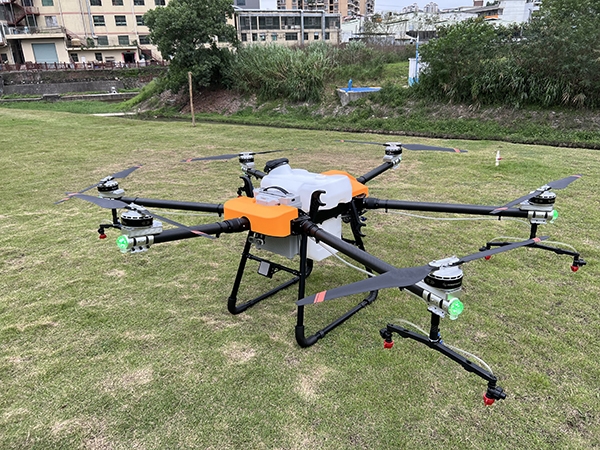 30kg load six-axis agricultural drone